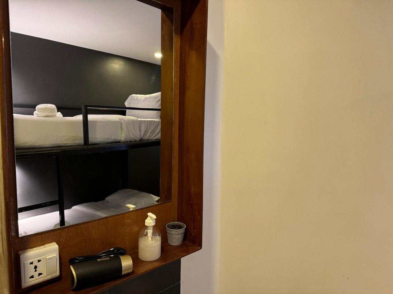 The Hive Hotel Siem Reap Exterior foto